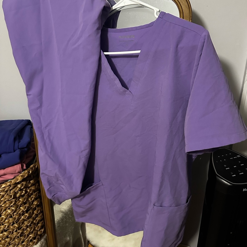 Mandala Scrubs